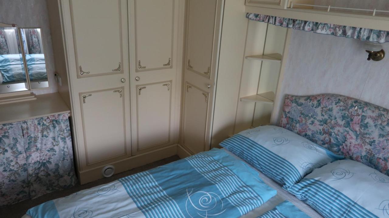 Privat Ave-Mobilhaus Villa Liptovsky Mikulas Ngoại thất bức ảnh